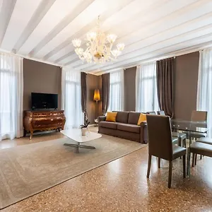 San Teodoro Palace - Luxury Venedik