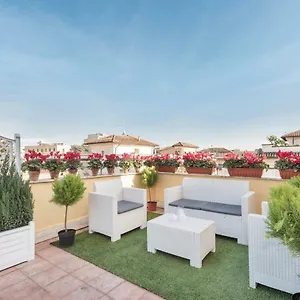 Hotel Infinito, Rom
