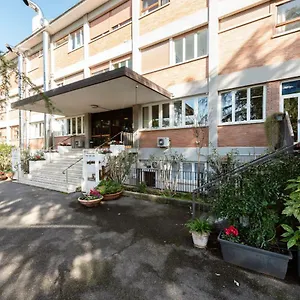 Casa Per Ferie Opera Don Calabria Roma